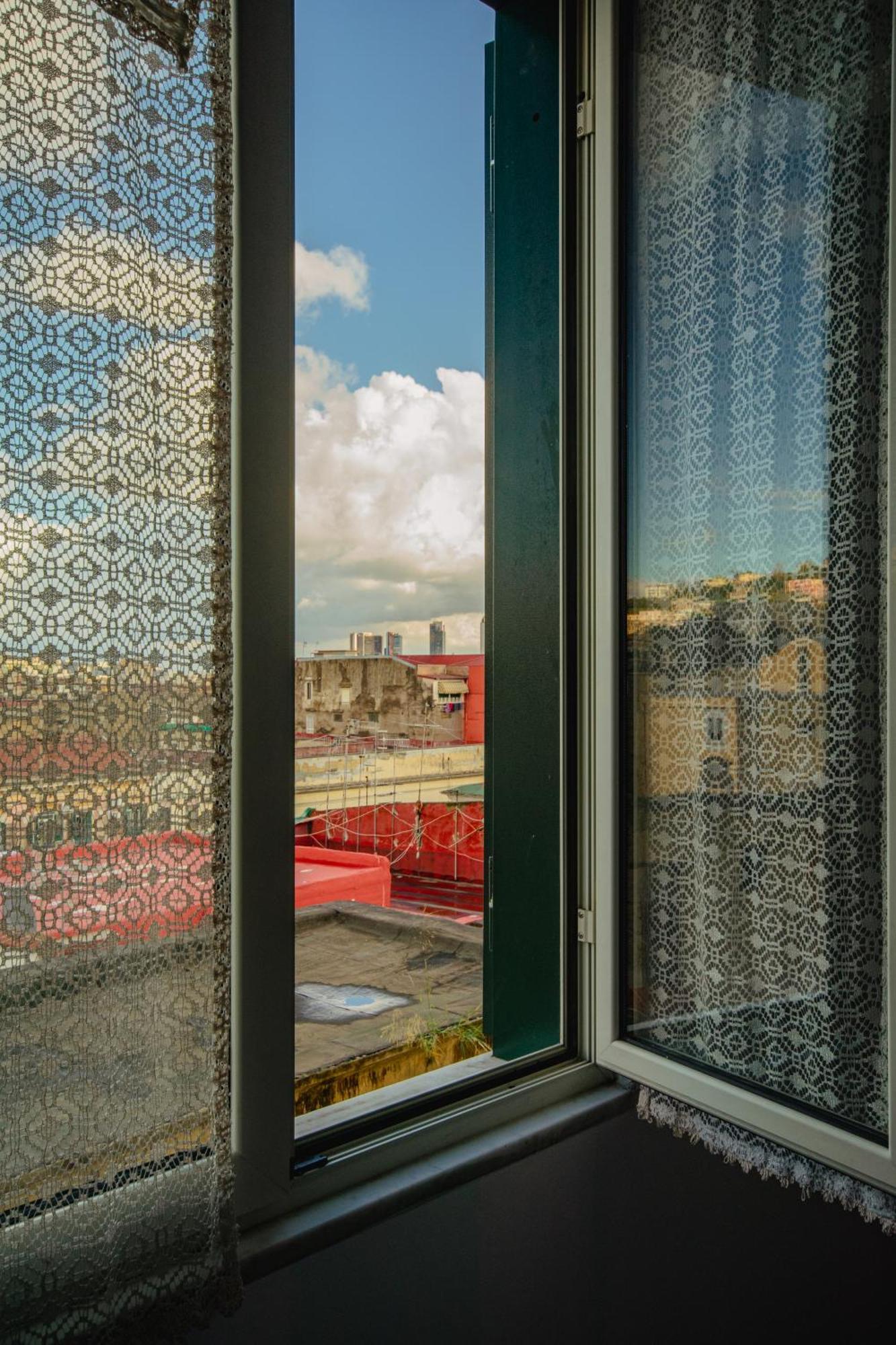 Panoramic - Demi House Apartment Napoli Bagian luar foto